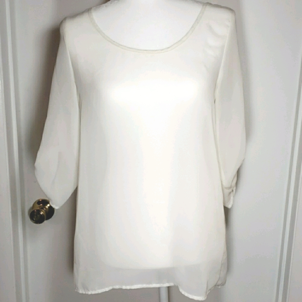 Miami Off White 3/4 Sleeves w Button Made in USA